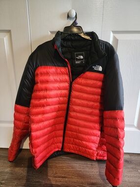 Never Worn! The North Face Terra Peak Fiery Red and Black Puffer Jacket